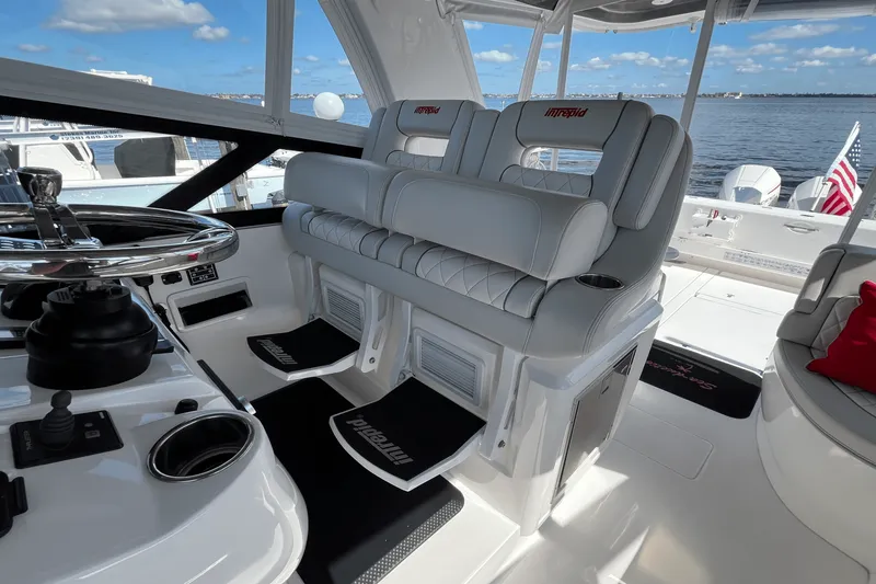 Slide: The Image of Intrepid 438 EVOLUTION 2021 - 45