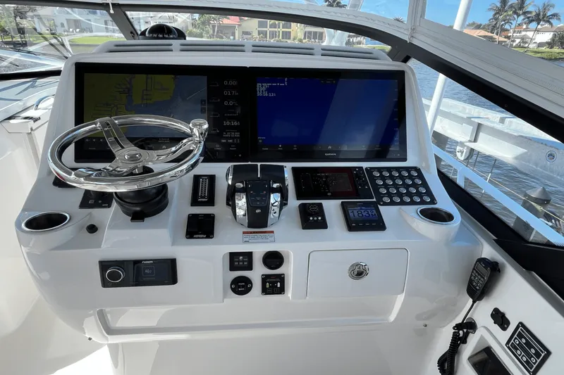 Slide: The Image of Intrepid 438 EVOLUTION 2021 - 48