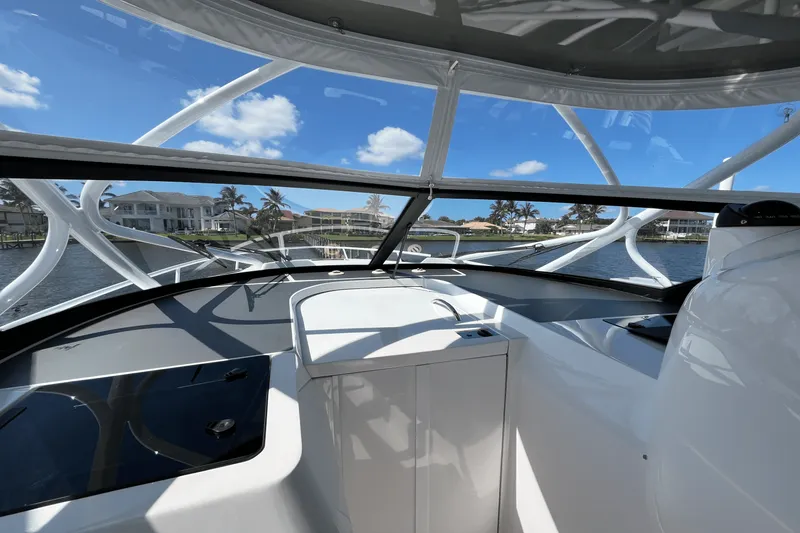 Slide: The Image of Intrepid 438 EVOLUTION 2021 - 55