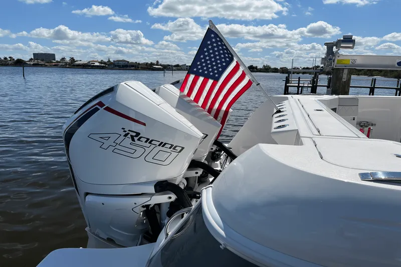 Slide: The Image of Intrepid 438 EVOLUTION 2021 - 56