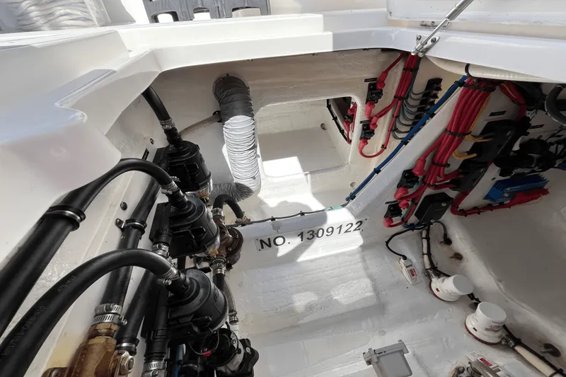 Slide: The Image of Intrepid 438 EVOLUTION 2021 - 61