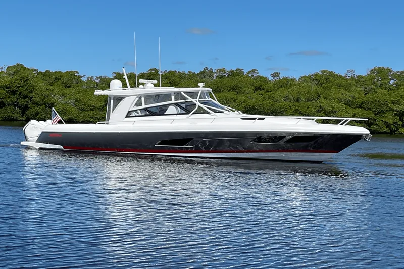 Slide: The Image of Intrepid 438 EVOLUTION 2021 - 7