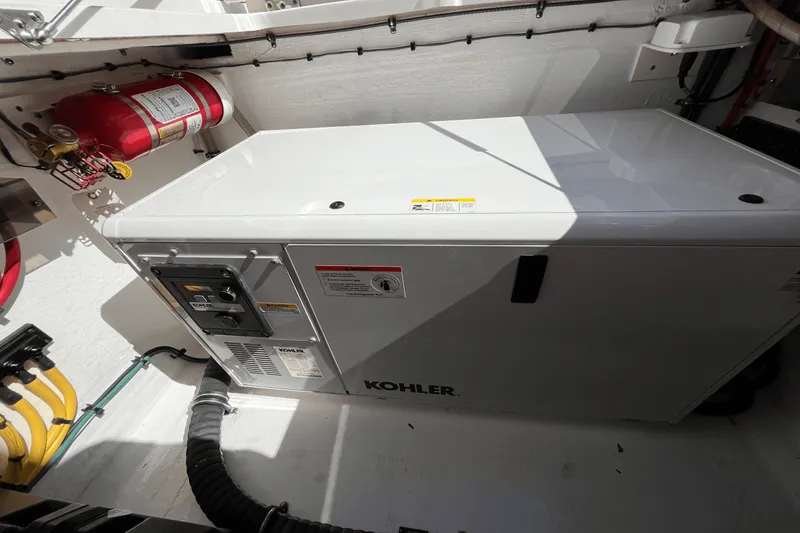 Slide: The Image of Intrepid 438 EVOLUTION 2021 - 78