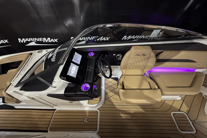 Slide: The Image of Sea Ray SLX 260 Surf 2025 - 27