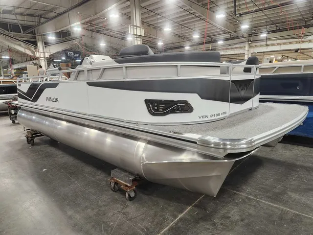 Slide: The Image of Avalon 2185 25 Venture 85 VRB 2026 - 4