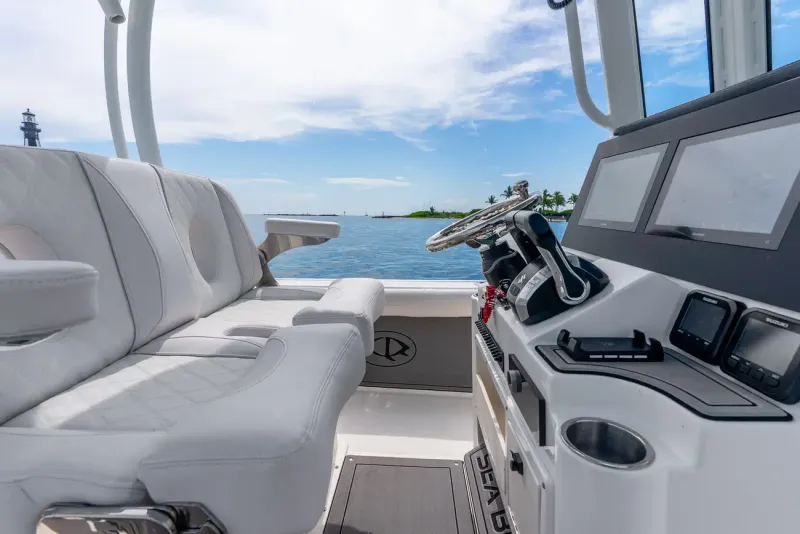 Slide: The Image of Sea Born LX24 Center Console 2027 - 42