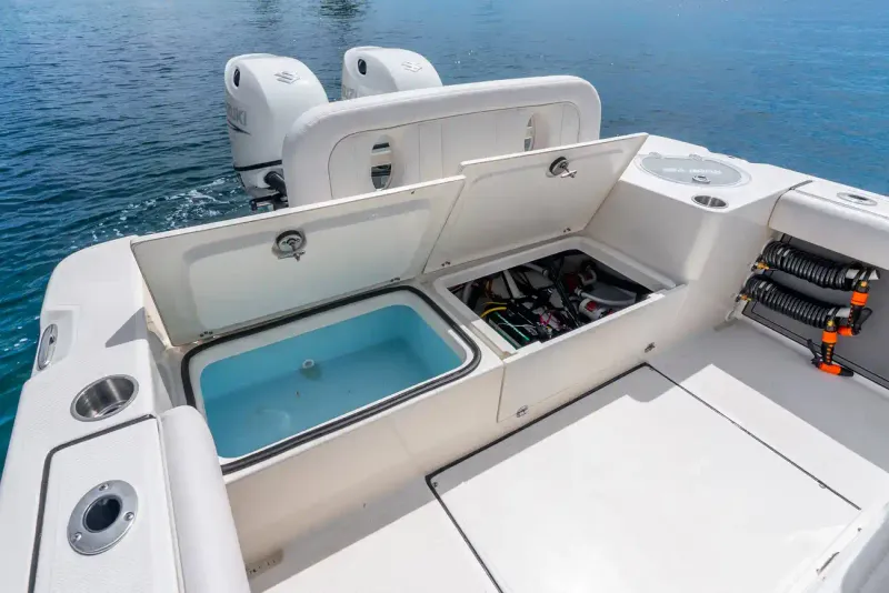Slide: The Image of Sea Born LX24 Center Console 2027 - 53