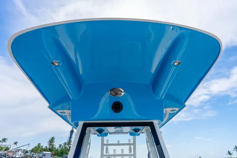 Slide: The Image of Sea Born LX24 Center Console 2027 - 31