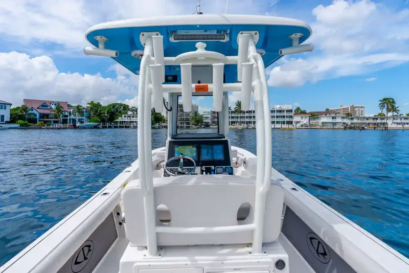 Slide: The Image of Sea Born LX24 Center Console 2027 - 33