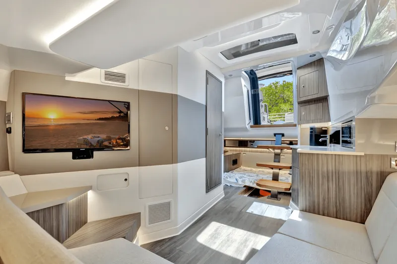 Slide: The Image of Sea Ray 370 SUNDANCER OUTBOARD 2024 - 14