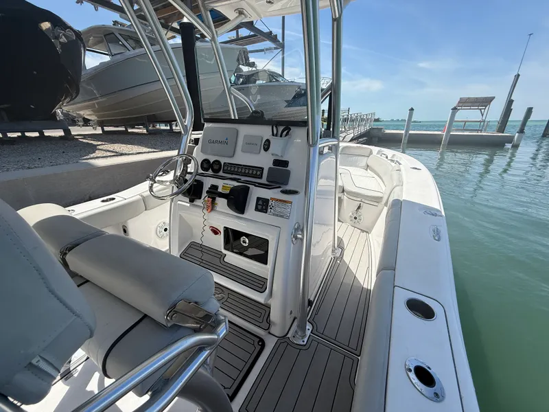 Slide: The Image of Sea Fox 248 COMMANDER 2021 - 17