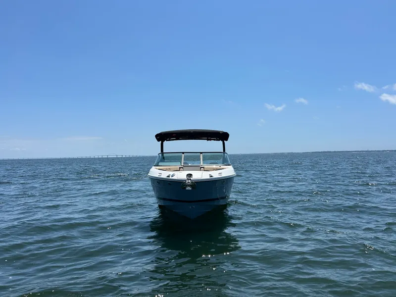 Slide: The Image of Sea Ray SLX 280 Outboard 2026 - 2