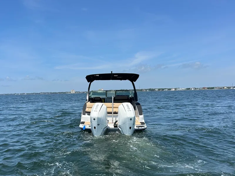 Slide: The Image of Sea Ray SLX 280 Outboard 2026 - 5