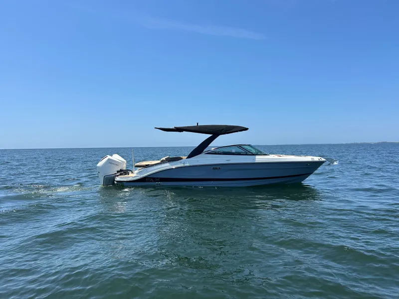 Slide: The Image of Sea Ray SLX 280 Outboard 2026 - 6