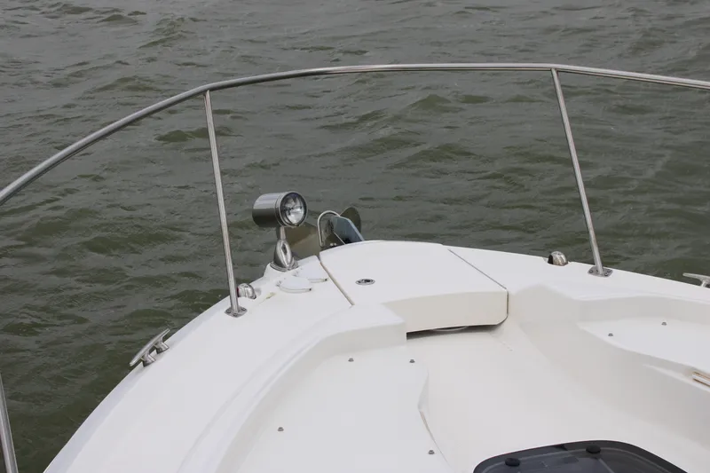 Slide: The Image of Sea Ray 350 2018 - 69