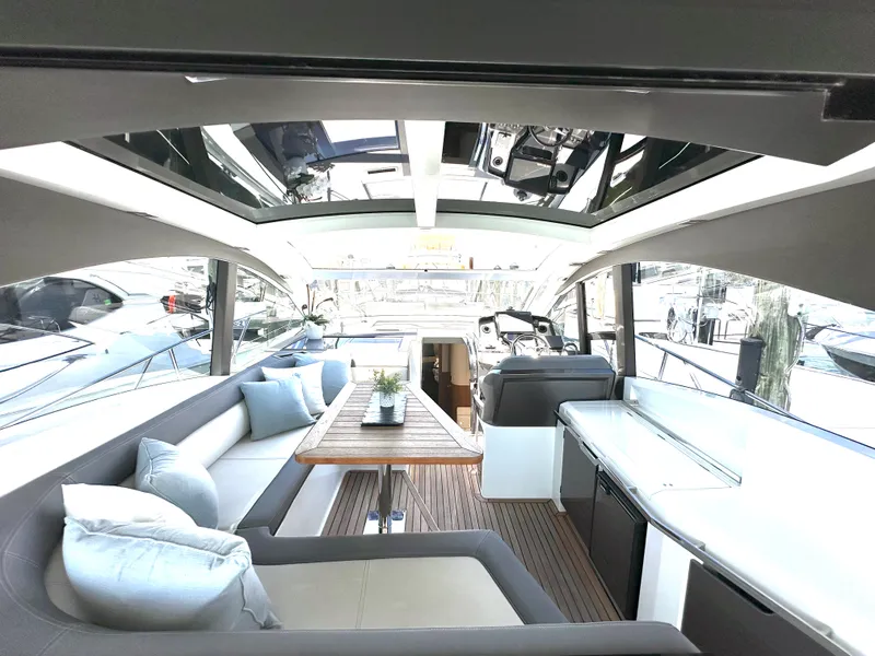 Slide: The Image of Galeon 485 HTS 2019 - 14
