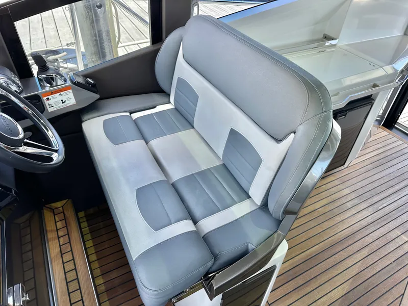Slide: The Image of Galeon 485 HTS 2019 - 18