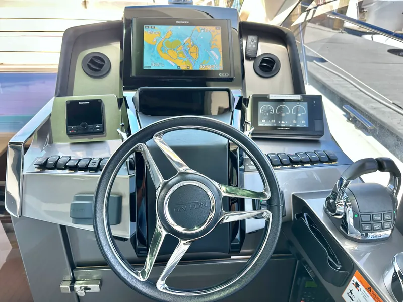 Slide: The Image of Galeon 485 HTS 2019 - 20