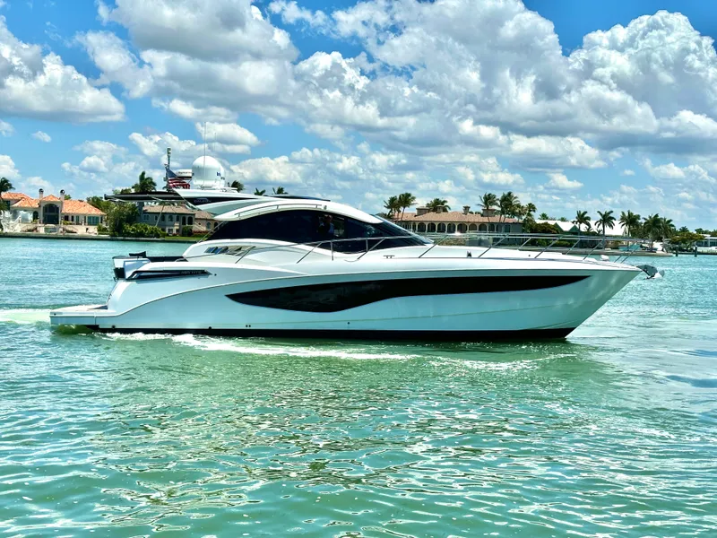 Slide: The Image of Galeon 485 HTS 2019 - 3