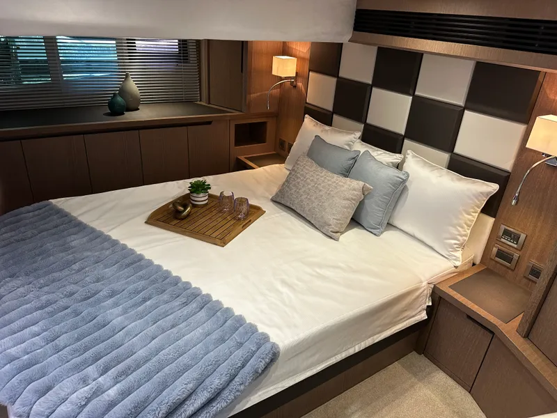Slide: The Image of Galeon 485 HTS 2019 - 36