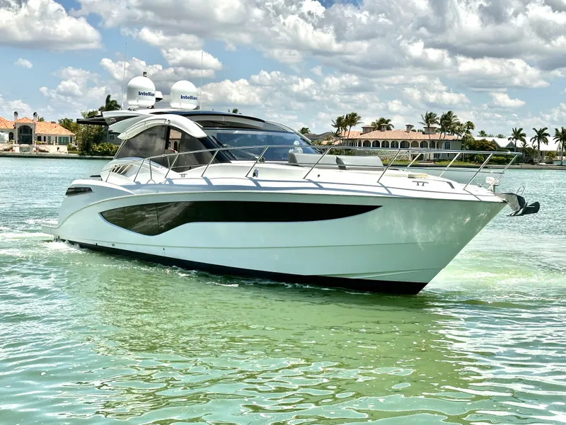 Slide: The Image of Galeon 485 HTS 2019 - 4