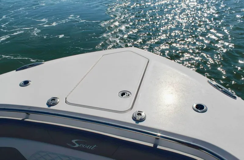Slide: The Image of Scout 330 LXF 2021 - 15