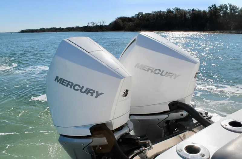 Slide: The Image of Scout 330 LXF 2021 - 33