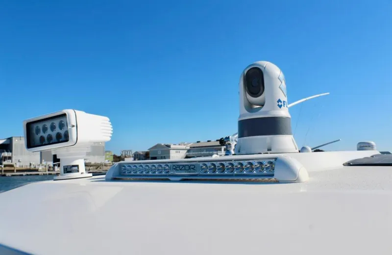 Slide: The Image of Scout 330 LXF 2021 - 46