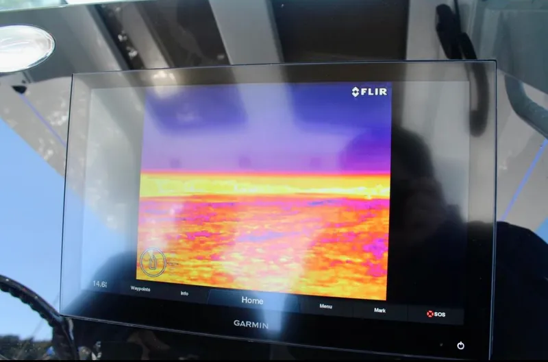 Slide: The Image of Scout 330 LXF 2021 - 47