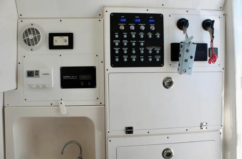 Slide: The Image of Scout 330 LXF 2021 - 53