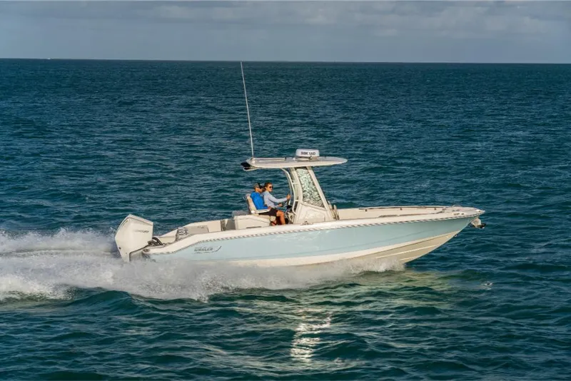 Slide: The Image of Boston Whaler 280 Dauntless 2025 - 42