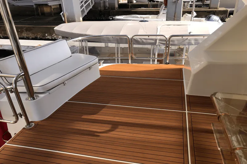 Slide: The Image of Tarrab 60 FLY 2001 - 3