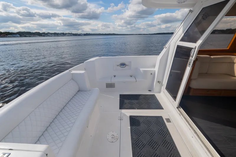 Slide: The Image of McKinna 57 Pilothouse 2002 - 46