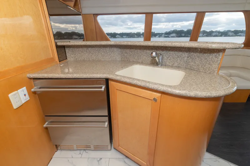 Slide: The Image of McKinna 57 Pilothouse 2002 - 18