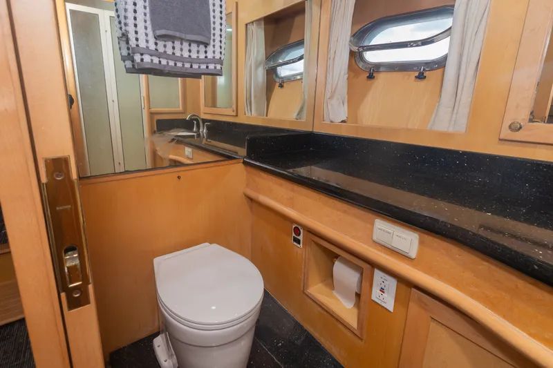 Slide: The Image of McKinna 57 Pilothouse 2002 - 34