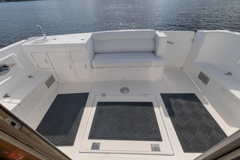 Slide: The Image of McKinna 57 Pilothouse 2002 - 45