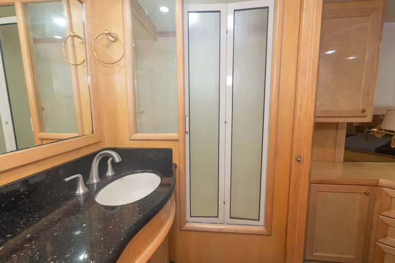 Slide: The Image of McKinna 57 Pilothouse 2002 - 35