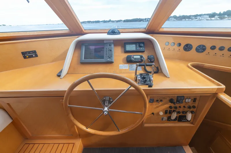 Slide: The Image of McKinna 57 Pilothouse 2002 - 25