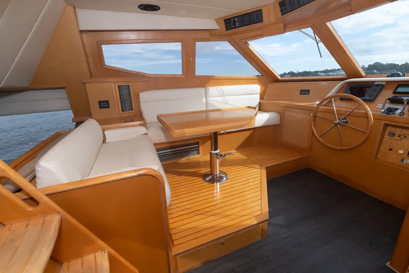 Slide: The Image of McKinna 57 Pilothouse 2002 - 22