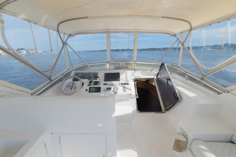 Slide: The Image of McKinna 57 Pilothouse 2002 - 60