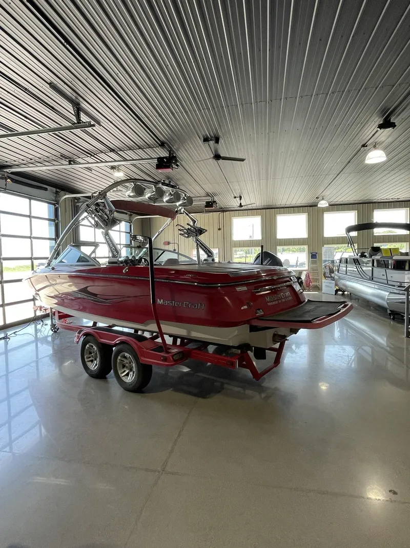 Slide: The Image of Mastercraft Xstar 2007 - 4