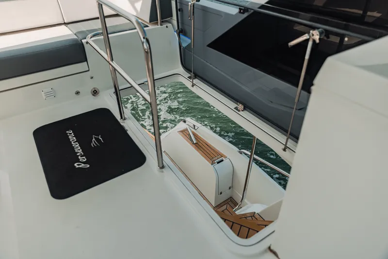 Slide: The Image of Galeon 550 FLY 2021 - 36