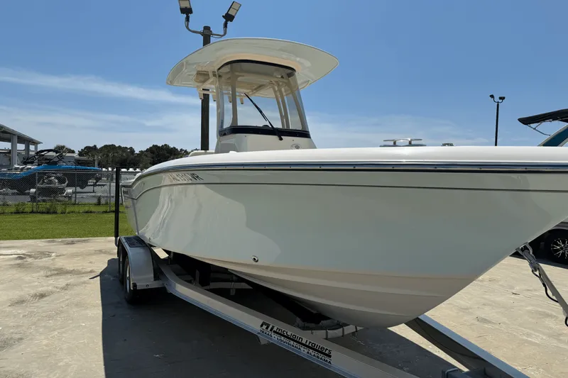 Slide: The Image of Grady-White 216 FISHERMAN 2022 - 1