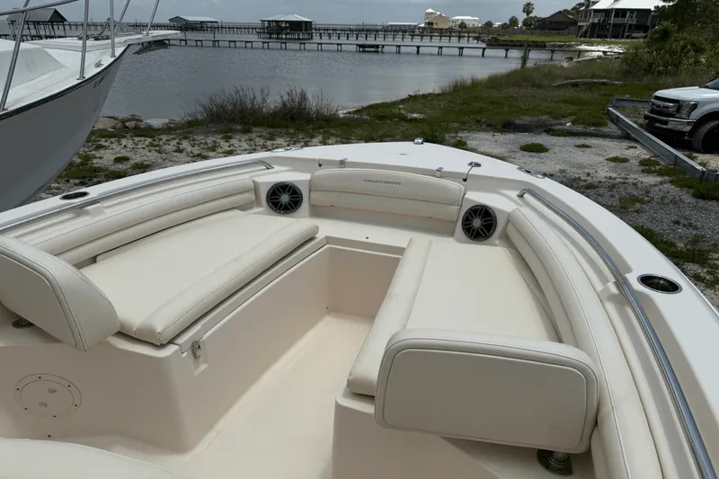 Slide: The Image of Grady-White 216 FISHERMAN 2022 - 14