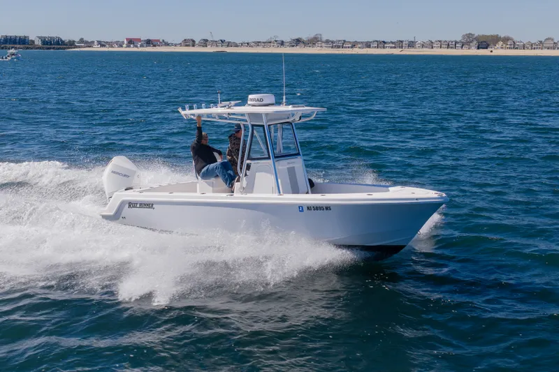 Slide: The Image of Reef Runner 230 Open 2024 - 7