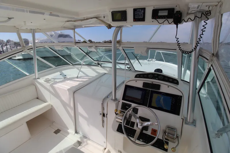 Slide: The Image of Luhrs 36 Open 2005 - 23