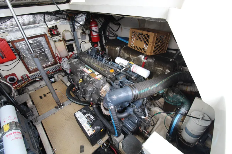 Slide: The Image of Luhrs 36 Open 2005 - 37