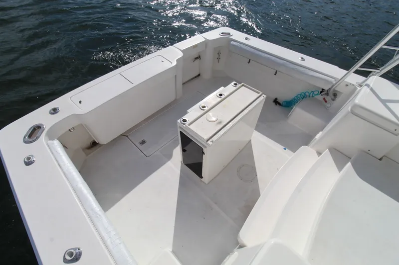 Slide: The Image of Luhrs 36 Open 2005 - 15