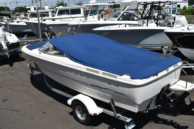 Slide: The Image of Bayliner 2150 Capri Bowrider 2001 - 43
