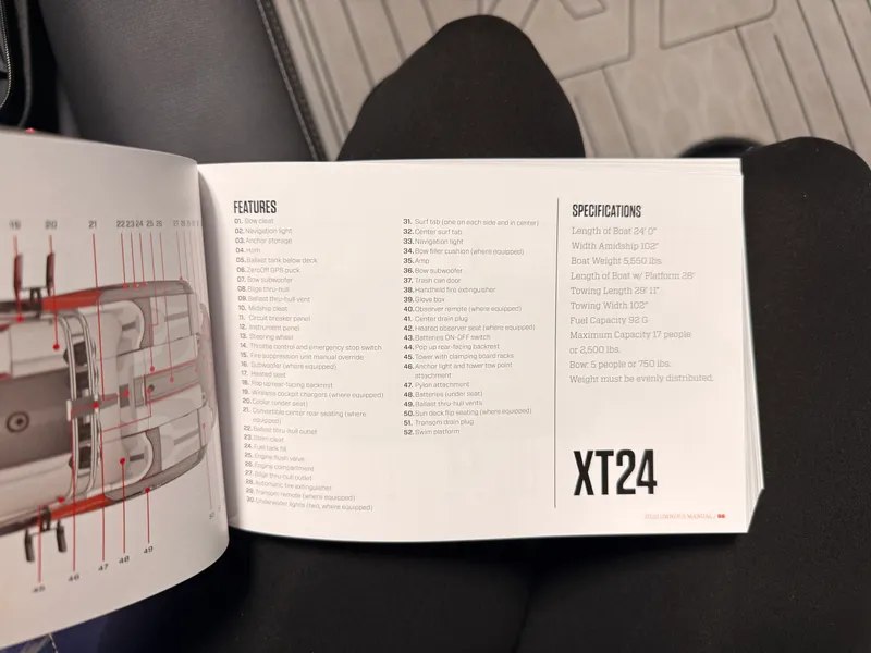 Slide: The Image of Mastercraft XT24 2022 - 61